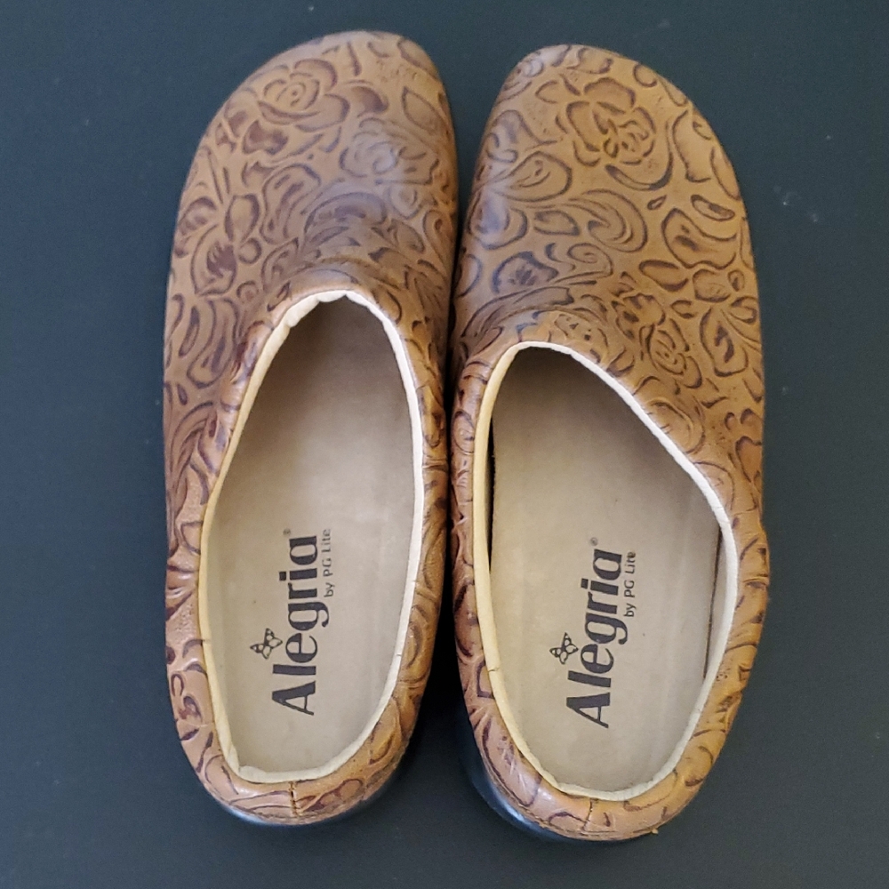 Alegria Women's Floral Tan Mules